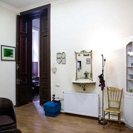 Apartment On Chubinashvili 30 Tbilissi Extérieur photo